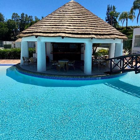 Beautiful Apartment For Rent In Quinta Do Lago With Excellent Resort Facilities Close To Lake And Beach. Exteriér fotografie